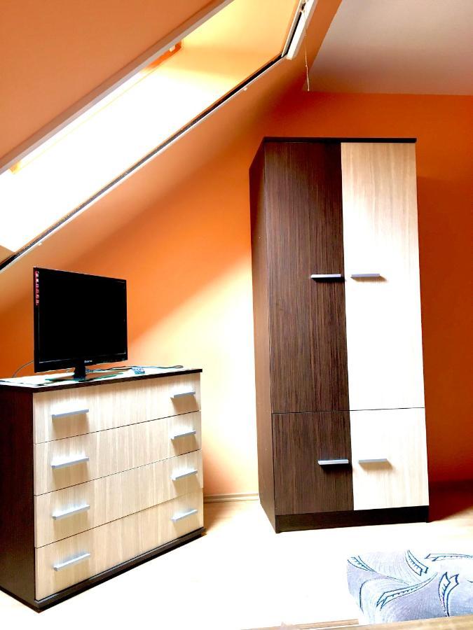 Barbara Apartmanhaz Кегідакуштань Екстер'єр фото