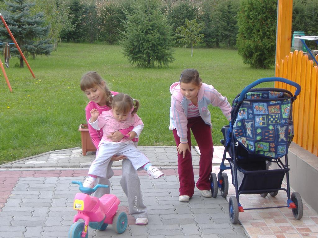 Barbara Apartmanhaz Кегідакуштань Екстер'єр фото